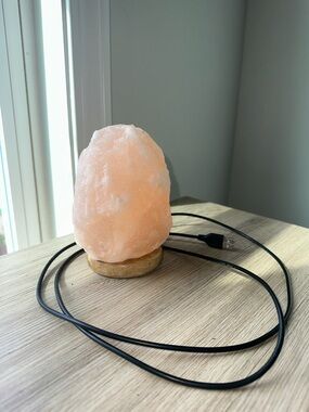 Himalayan Salt Lamp with Wooden Base - Soft Pink with colorful lights